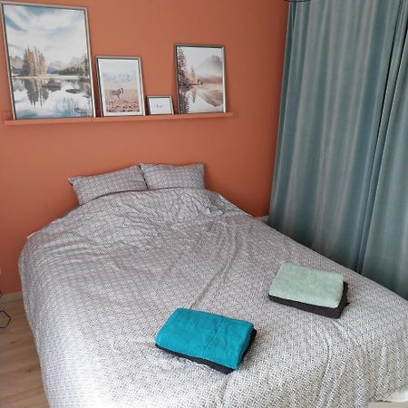 Appartement Cosy Proche Disney Ferrières-en-Brie Exterior foto